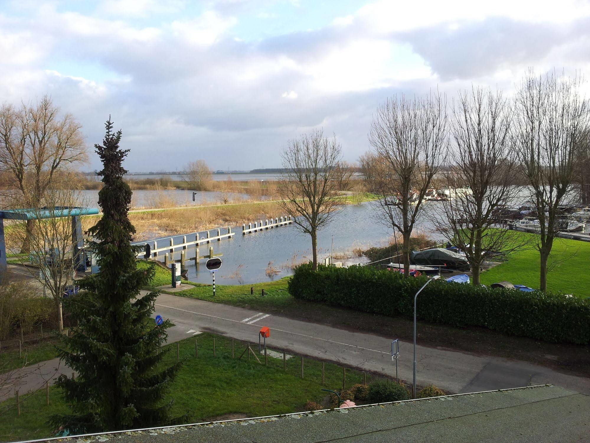 Hotel De Brabantse Biesbosch Werkendam Zewnętrze zdjęcie